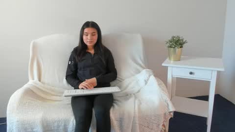 Snapshot of _beautiful_eyes_ chatting on 15, 9, 2025 _beautiful_eyes_ online show from 15, 9, 2025