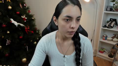 Bella Evans online show from 14, 1, 2025
