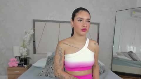 Bella Nova online show from 14, 12, 2025