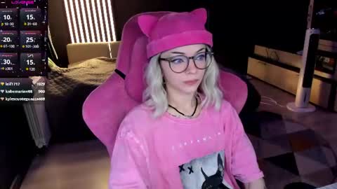 Olivia Subscribe to my Fansly -   online show from 17, 6, 2026