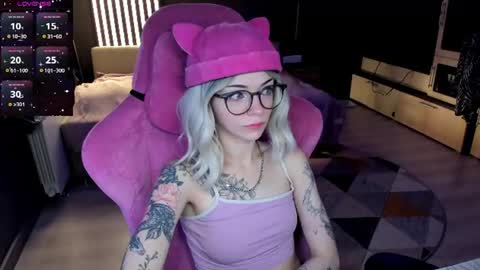 Olivia Subscribe to my Fansly -   online show from 11, 7, 2026