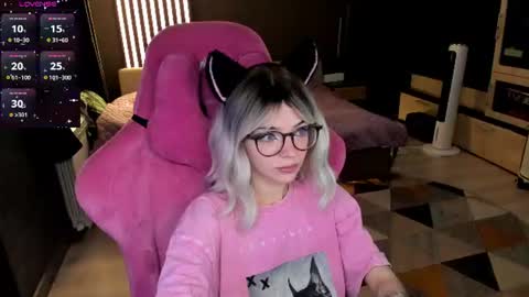 Olivia Subscribe to my Fansly -   online show from 29, 7, 2026