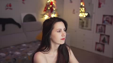 Lili online show from 24, 12, 2024