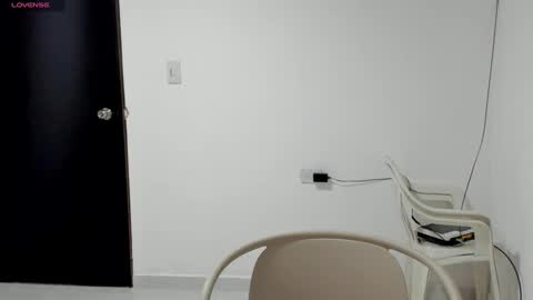 Snapshot of _blairwest_ chatting on 26, 9, 2025 _blairwest_ online show from 26, 9, 2025