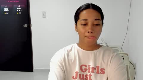 Snapshot of _blairwest_ chatting on 29, 9, 2025 _blairwest_ online show from 29, 9, 2025