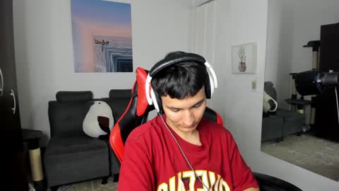 Snapshot of _blakee chatting on 13, 12, 2024 B L A K E online show from 13, 12, 2024