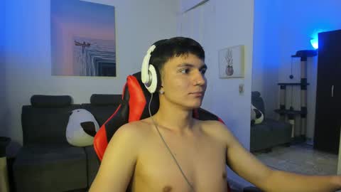 Snapshot of _blakee chatting on 20, 1, 2025 B L A K E online show from 20, 1, 2025