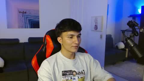 Snapshot of _blakee chatting on 27, 2, 2025 B L A K E online show from 27, 2, 2025