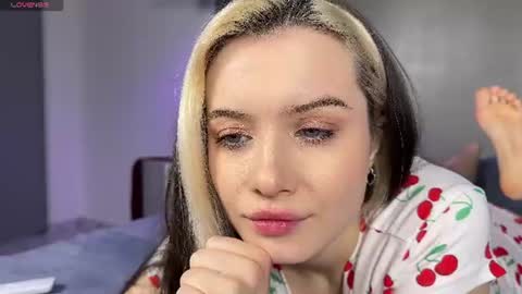 Snapshot of _blowjob_queen_ chatting on 2, 7, 2026 Hey were Vi and Alex VACATION FROM OCTOBER 31 TO NOVEMBER 12. AVAILABLE ON INST online show from 2, 7, 2026