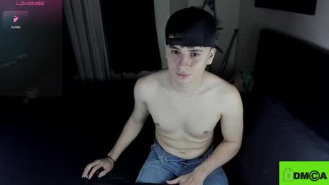 Snapshot of _broken_47 chatting on 2, 10, 2025 FELIPE CAMACHO dont forget to support me with a little hand up online show from 2, 10, 2025