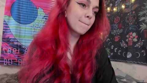 Caroline online show from 5, 12, 2024