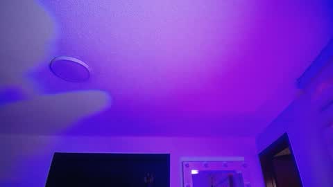 Snapshot of _charlotte_collins_ chatting on 12, 1, 2026 _charlotte_collins_ online show from 12, 1, 2026