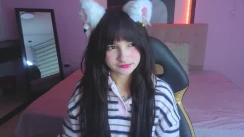 Snapshot of _charlotte_collins_ chatting on 16, 3, 2026 _charlotte_collins_ online show from 16, 3, 2026