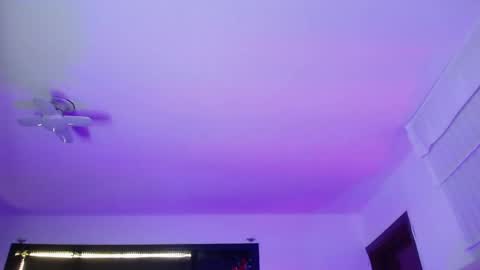 Snapshot of _charlotte_collins_ chatting on 12, 4, 2026 _charlotte_collins_ online show from 12, 4, 2026