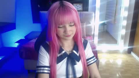 Snapshot of _charlotte_collins_ chatting on 30, 4, 2026 _charlotte_collins_ online show from 30, 4, 2026