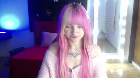 Snapshot of _charlotte_collins_ chatting on 21, 5, 2026 _charlotte_collins_ online show from 21, 5, 2026