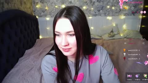 Snapshot of _chloe_miller_ chatting on 4, 3, 2025 _chloe_miller_ online show from 4, 3, 2025