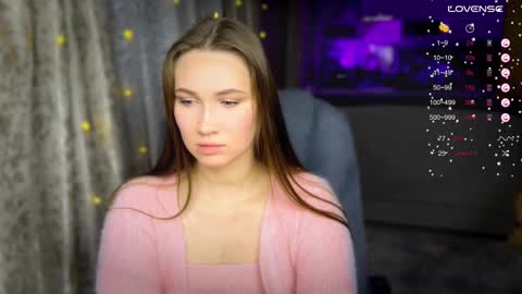 Snapshot of _chloe_miller_ chatting on 8, 9, 2025 _chloe_miller_ online show from 8, 9, 2025