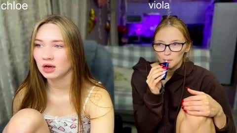 Snapshot of _chloe_miller_ chatting on 23, 10, 2025 _chloe_miller_ online show from 23, 10, 2025