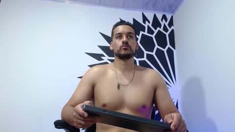 Snapshot of _christopher_dennis_ chatting on 24, 1, 2025 CRIS online show from 24, 1, 2025