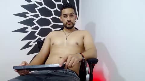 Snapshot of _christopher_dennis_ chatting on 13, 2, 2025 CRIS online show from 13, 2, 2025