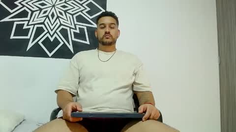 Snapshot of _christopher_dennis_ chatting on 9, 4, 2026 CRIS online show from 9, 4, 2026