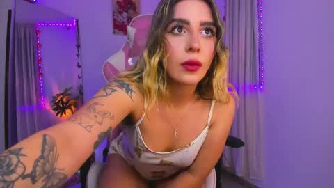  Chloe  online show from 8, 5, 2026