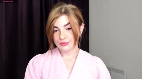 Snapshot of _comefeelme_ chatting on 24, 1, 2025 D online show from 24, 1, 2025
