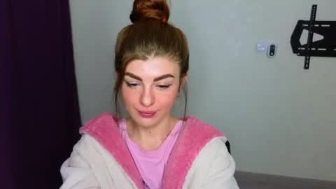 Snapshot of _comefeelme_ chatting on 6, 2, 2025 D online show from 6, 2, 2025