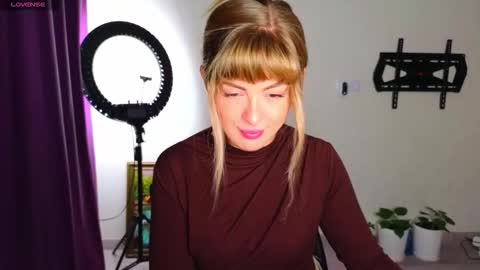 Snapshot of _comefeelme_ chatting on 15, 1, 2026 D online show from 15, 1, 2026