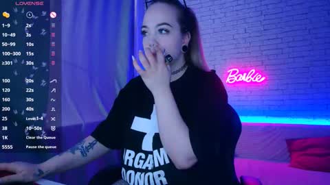 Snapshot of _crazybee_ chatting on 19, 2, 2026 Nica online show from 19, 2, 2026