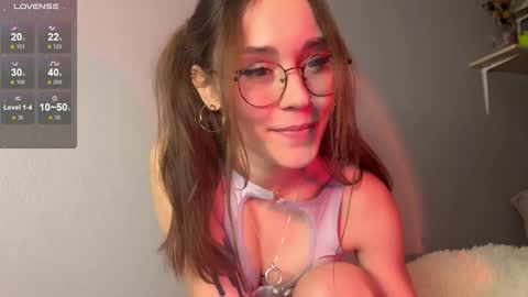 Snapshot of _cream_soda_ chatting on 10, 12, 2024 Malina online show from 10, 12, 2024