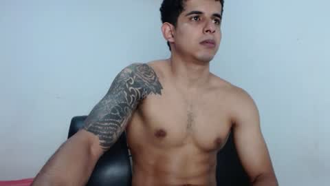  crissgex  online show from 14, 7, 2026