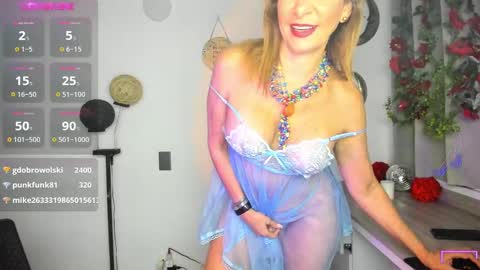  cristal ayala online show from 10, 3, 2025