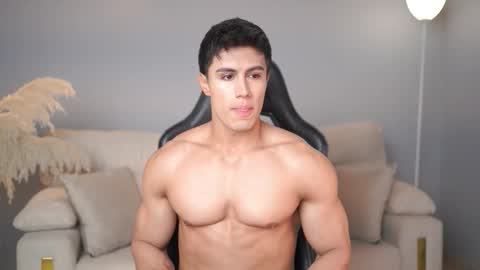 Snapshot of _cristianlopez chatting on 23, 10, 2025 50 OFF TODAY onlyfans cristianlopezbf online show from 23, 10, 2025