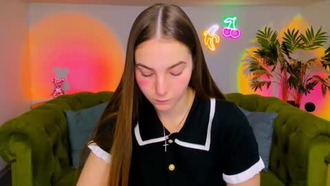 Erika online show from 18, 11, 2025