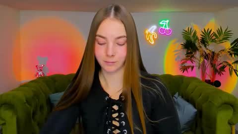 Erika online show from 21, 11, 2025