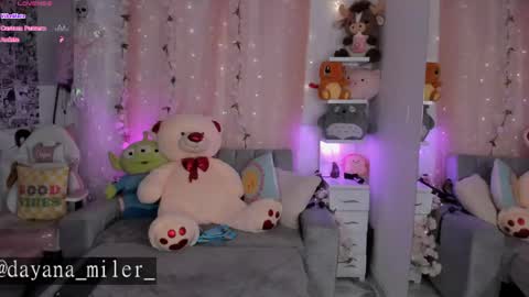 Snapshot of _dayana_miler chatting on 17, 4, 2026 IG Dayana miler online show from 17, 4, 2026