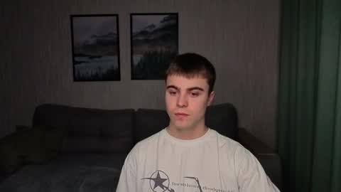 Snapshot of _dream_boys_ chatting on 4, 10, 2025 _dream_boys_ online show from 4, 10, 2025