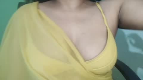 Snapshot of _dreamgirl_0 chatting on 1, 4, 2026 _dreamgirl_0 online show from 1, 4, 2026