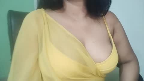 _dreamgirl_0 online show from 12, 4, 2026
