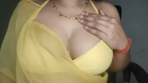 _dreamgirl_0 online show from 16, 4, 2026