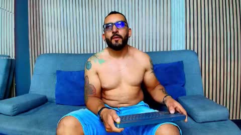 Dylan Santos online show from 23, 3, 2026