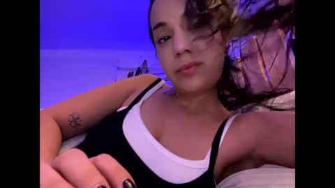 Snapshot of _elena_barra chatting on 11, 3, 2025 elena barra online show from 11, 3, 2025