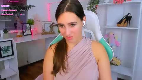 Lizzy  online show from 27, 10, 2025