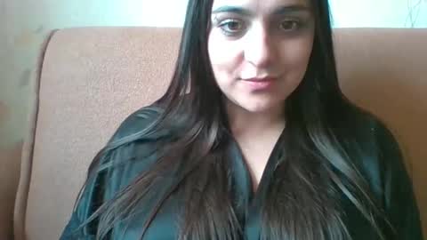 Eloiz online show from 5, 3, 2025