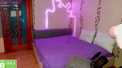 Snapshot of _elven_dreams__ chatting on 7, 1, 2025 chloue and Gretta online show from 7, 1, 2025