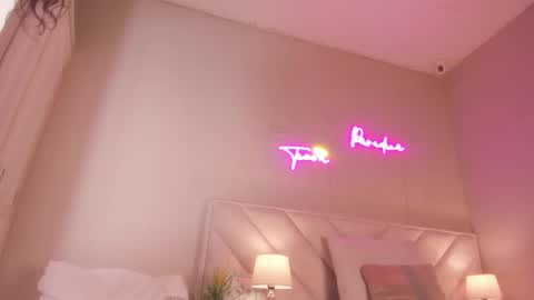 Hi Im Emily online show from 16, 1, 2026