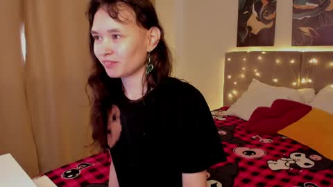 _emily__strike_ online show from 13, 5, 2026