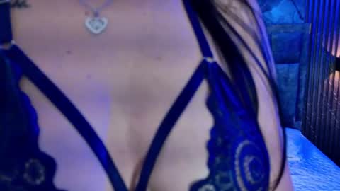 Snapshot of _emily_gill_ chatting on 23, 3, 2026 _emily_gill_ online show from 23, 3, 2026